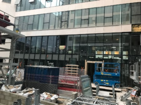 Mur rideau aluminium Kleber Paris — pose en hauteur